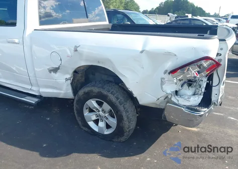 2020 Ram 1500 Classic Slt 4X2 6'4 Box z USA, uszkodzony, nr VIN 1C6RR6TT7LS136762